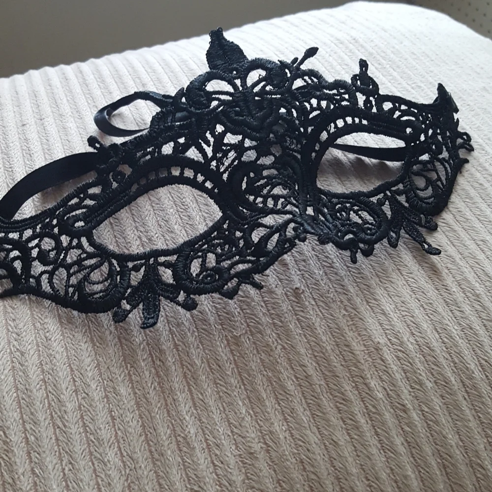 Black Lace Masquerade Mask Festivals, Party, Halloween